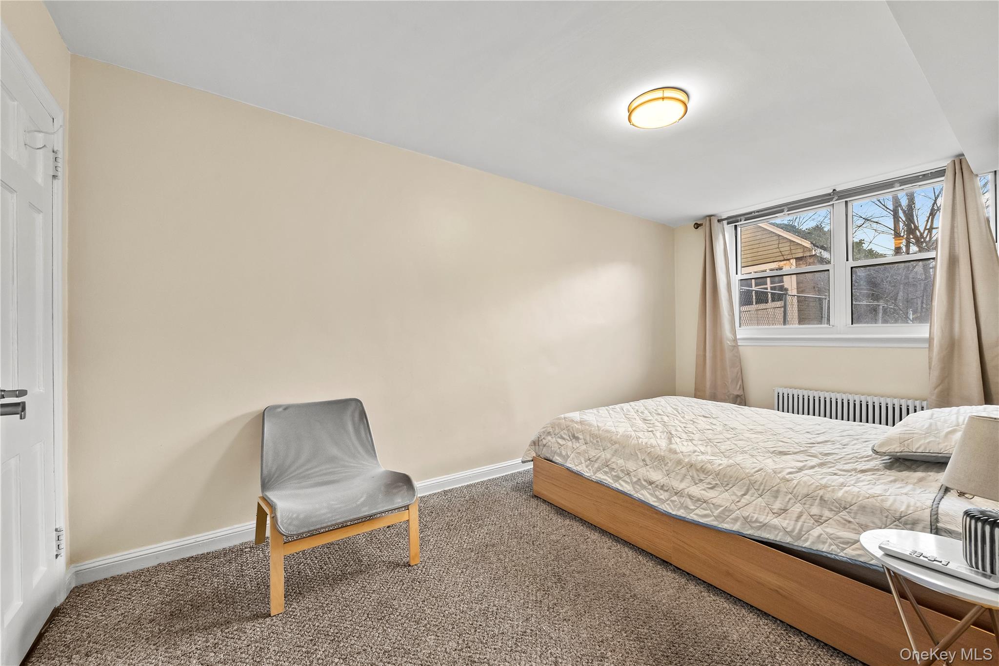 #15 photo, 6028 Wetherole Street, كوينز Elmhurst , NY 11373