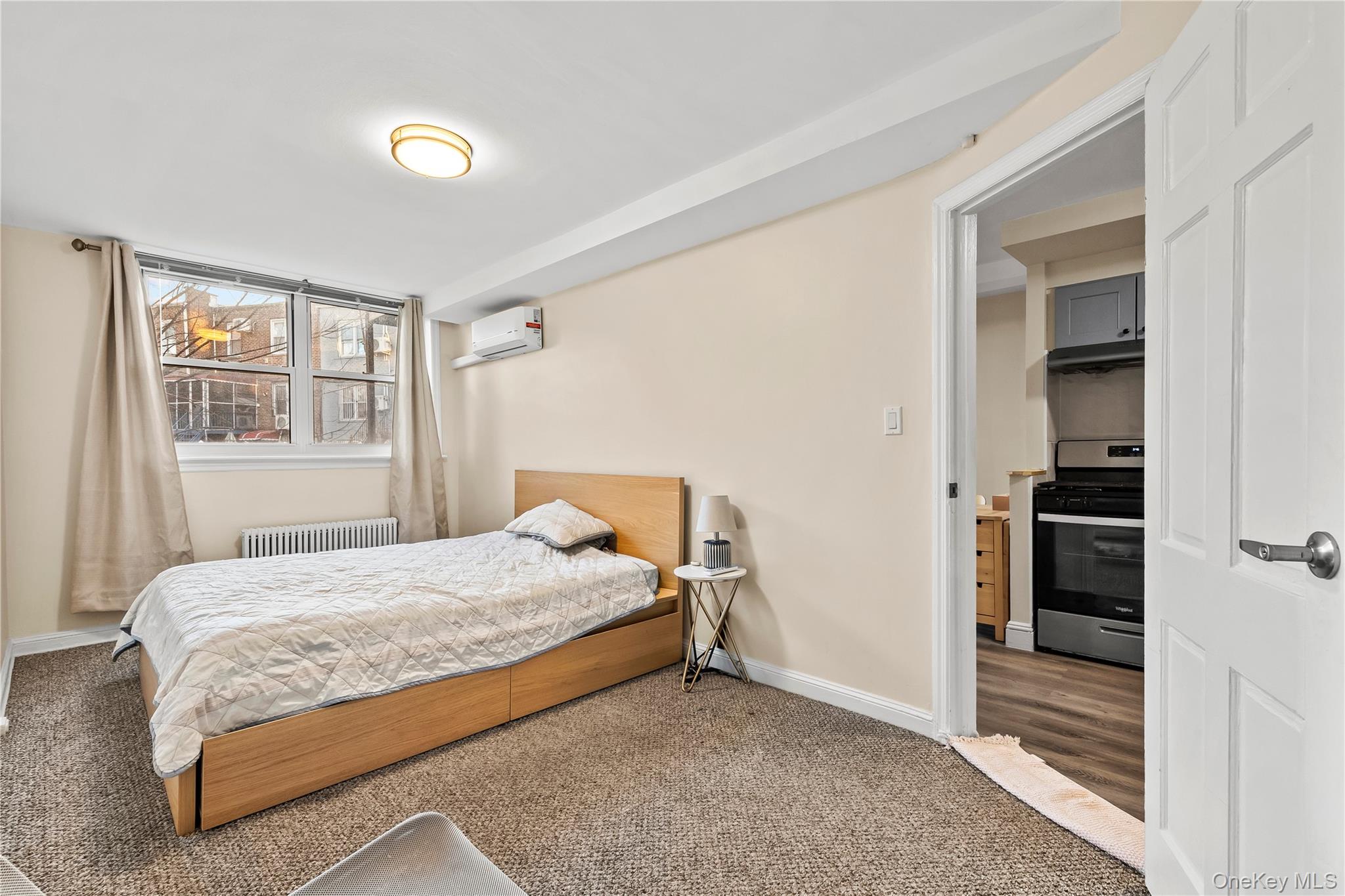 #17 photo, 6028 Wetherole Street, كوينز Elmhurst , NY 11373