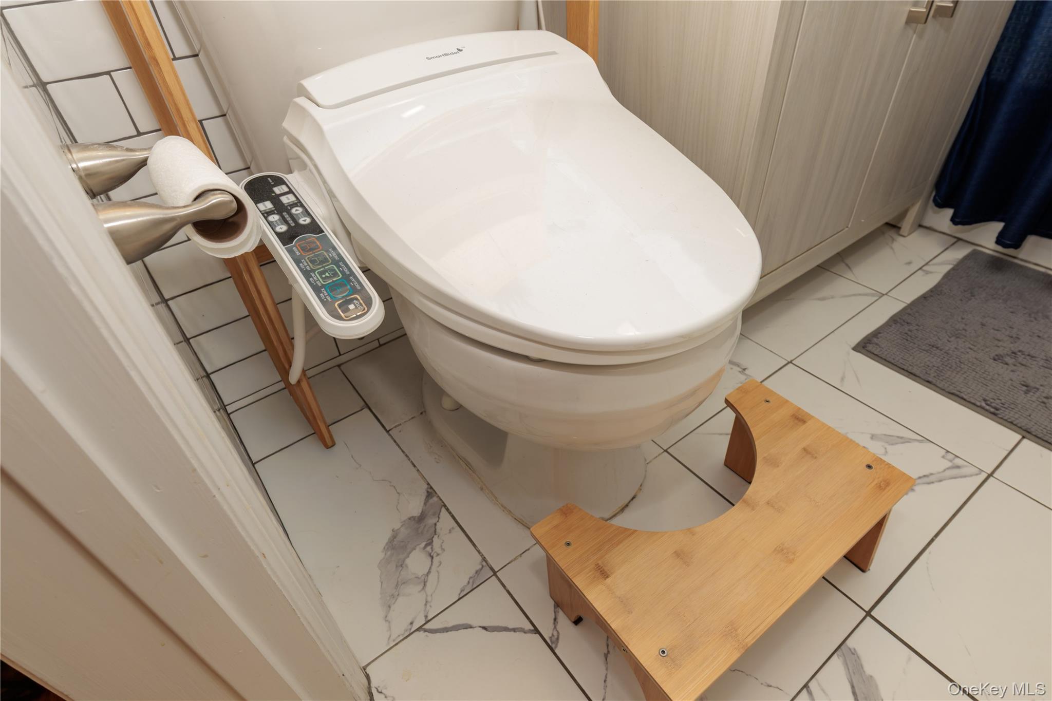 #9 photo, 23-23 31st Ave, קווינס Astoria , NY 11106