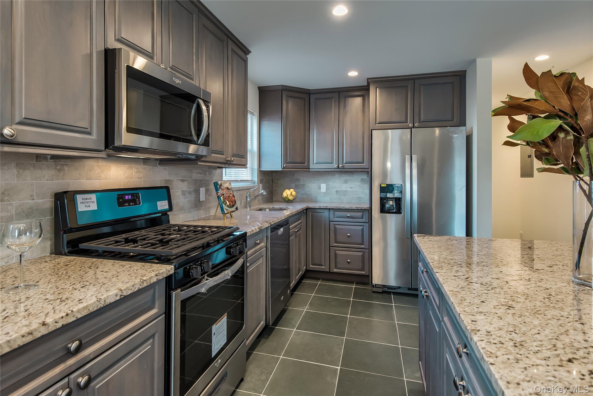 #4 photo, 36 Carney, Glen Cove , NY 11542