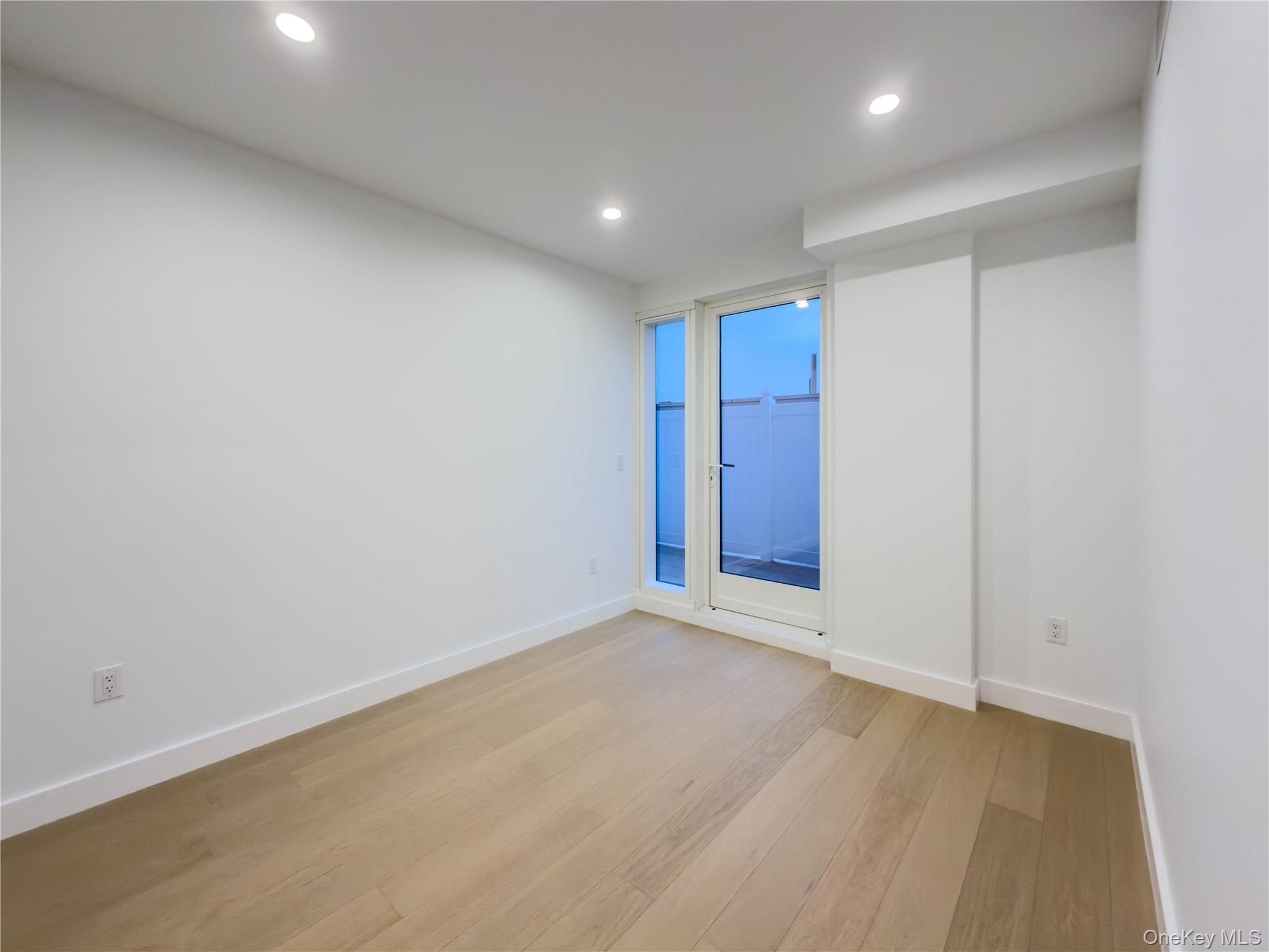 #4 photo, 150-02 Northern Boulevard, كوينز Flushing , NY 11354