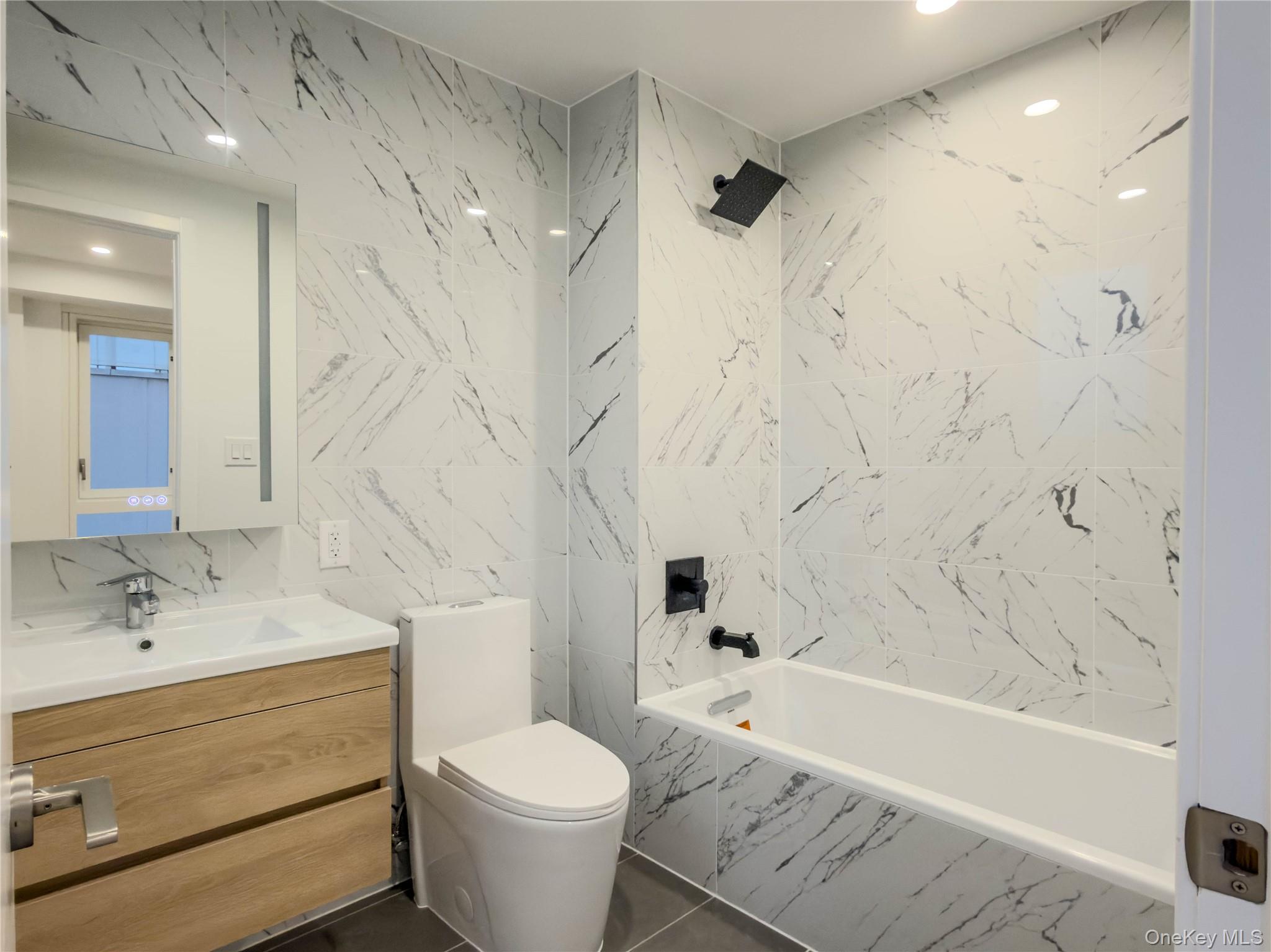 #5 photo, 150-02 Northern Boulevard, كوينز Flushing , NY 11354