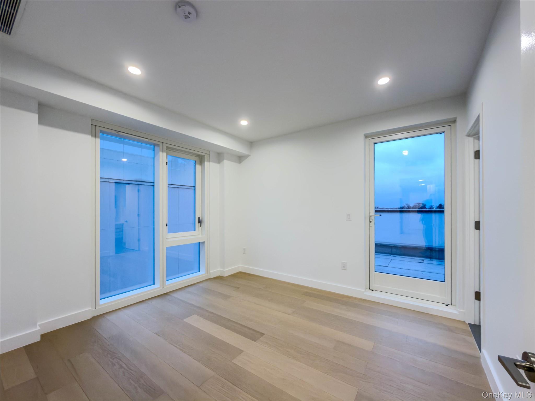 #6 photo, 150-02 Northern Boulevard, كوينز Flushing , NY 11354