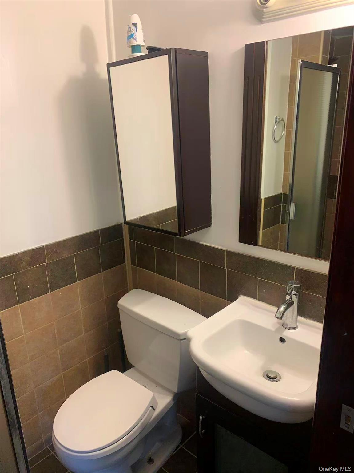 #4 photo, 79-23 149th Street, Flushing , NY 11367