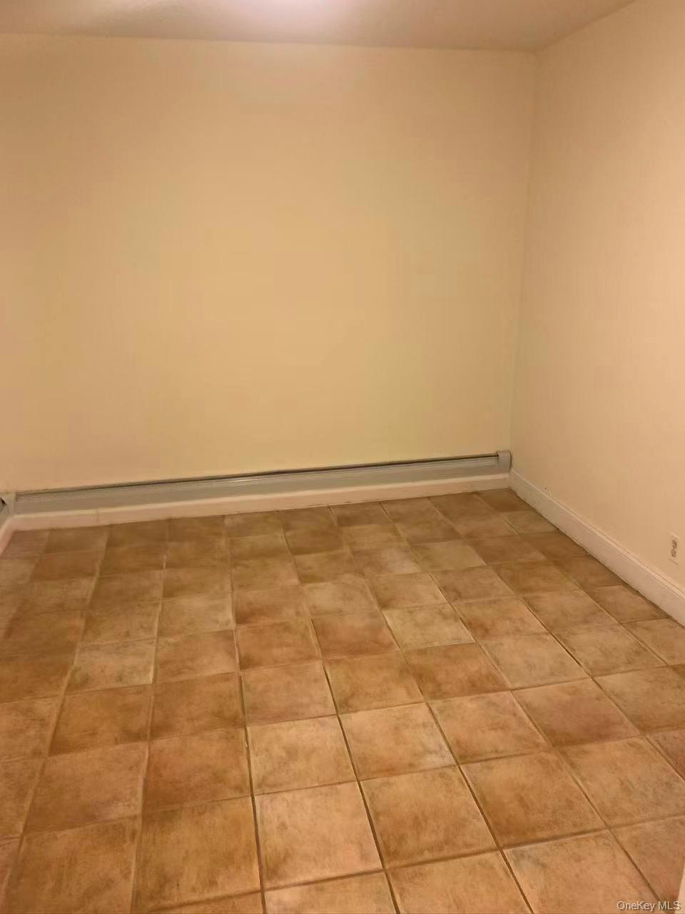 #6 photo, 79-23 149th Street, Flushing , NY 11367