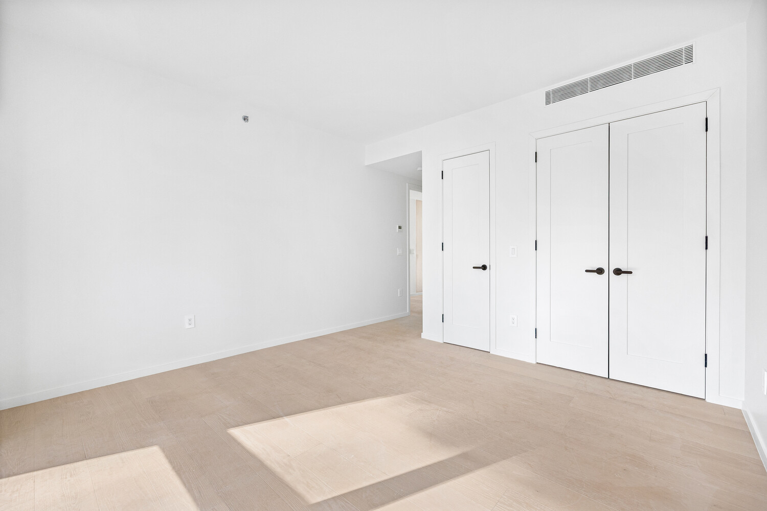 #8 photo, 11-36 45TH Road, Long Island City , NY 11101