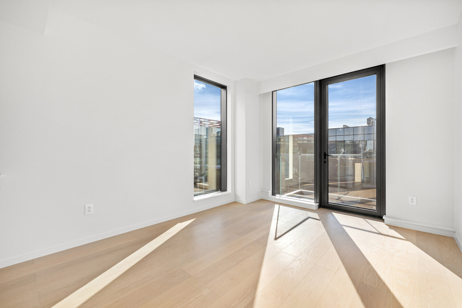 #4 photo, 11-36 45TH Road, Long Island City , NY 11101