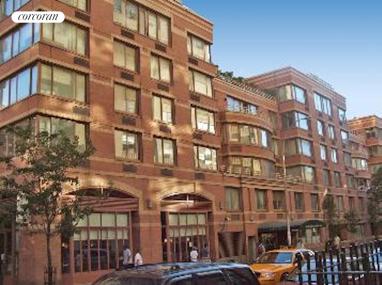 #10 photo, 393 W 49TH Street, Hell's Kitchen , NY 10019