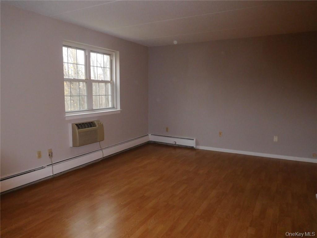 #14 photo, 4 Consulate Drive, Tuckahoe , NY 10707