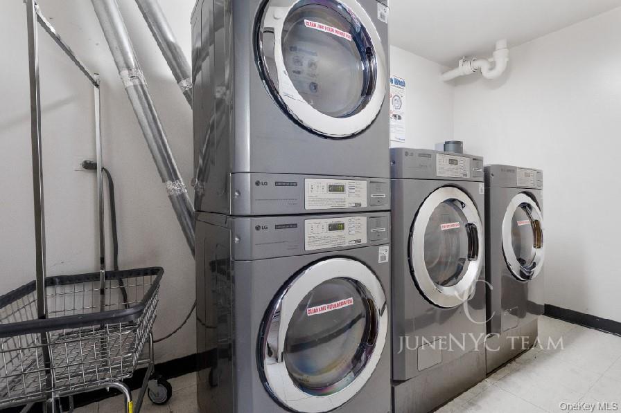 #6 photo, 152-18 Union Turnpike, Flushing , NY 11367