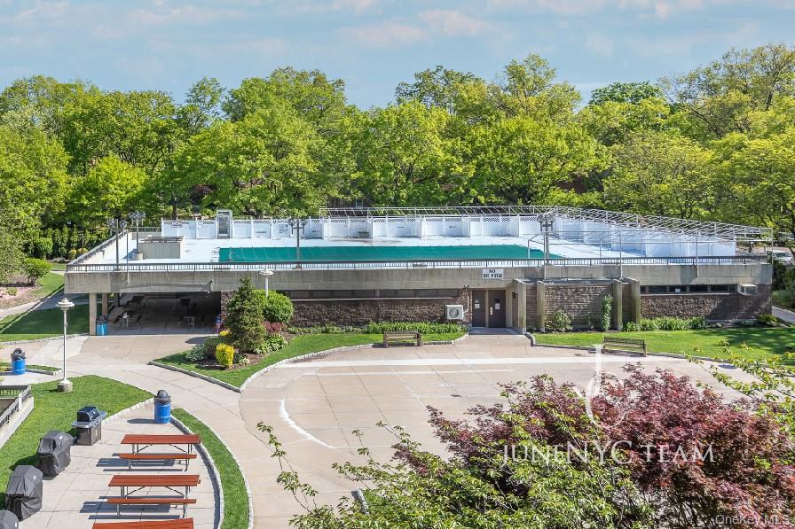 #9 photo, 152-18 Union Turnpike, Flushing , NY 11367