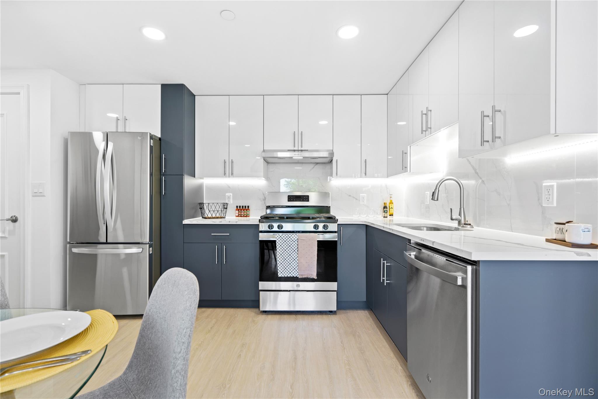 #3 photo, 13450 Blossom Avenue, 法拉盛 Flushing , NY 11355