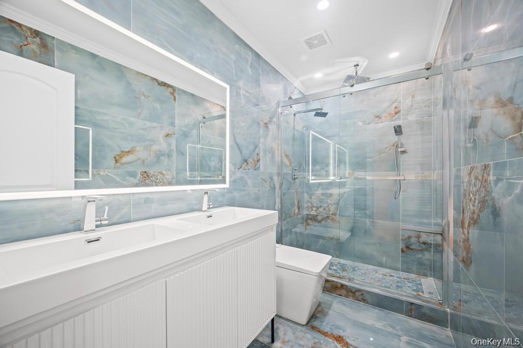 #11 photo, 1 Saratoga Street, ناسو Lido Beach , NY 11561