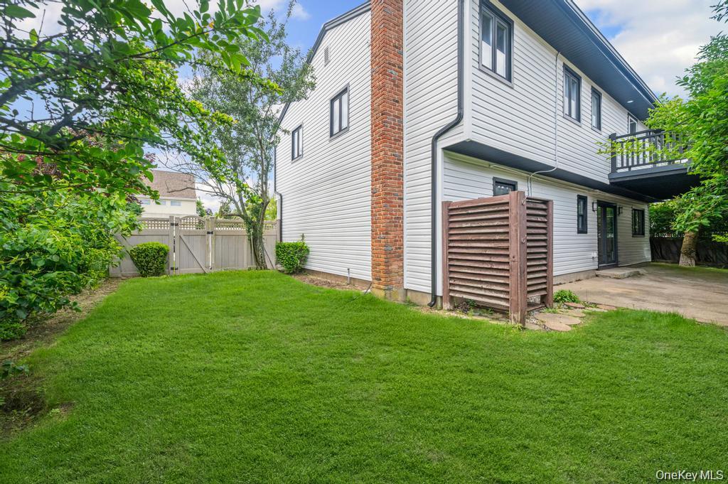 #5 photo, 1 Saratoga Street, ناسو Lido Beach , NY 11561