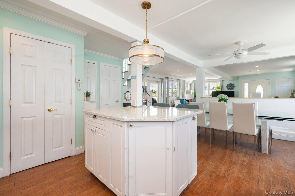 #13 photo, 103 Connecticut Avenue, ناسو Long Beach , NY 11561