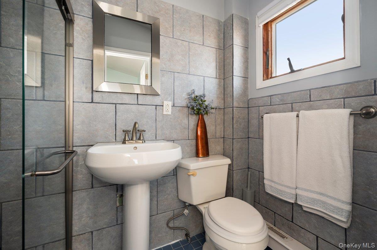 #17 photo, 103 Connecticut Avenue, ناسو Long Beach , NY 11561