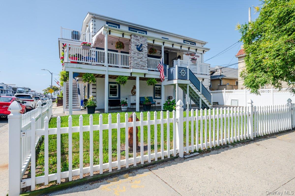 #3 photo, 103 Connecticut Avenue, ناسو Long Beach , NY 11561