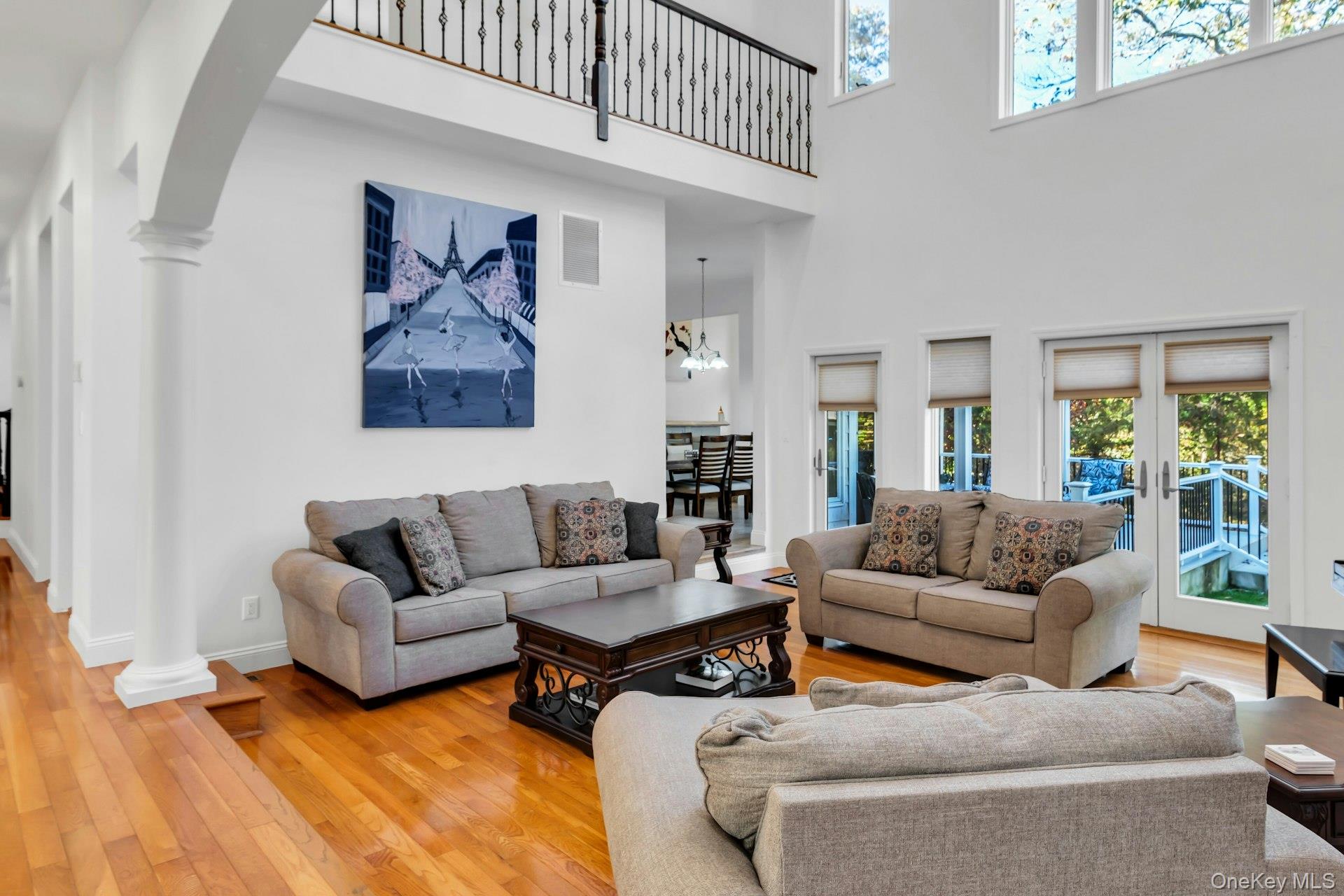 #10 photo, 10 Bay Woods Drive, Hampton Bays , NY 11946