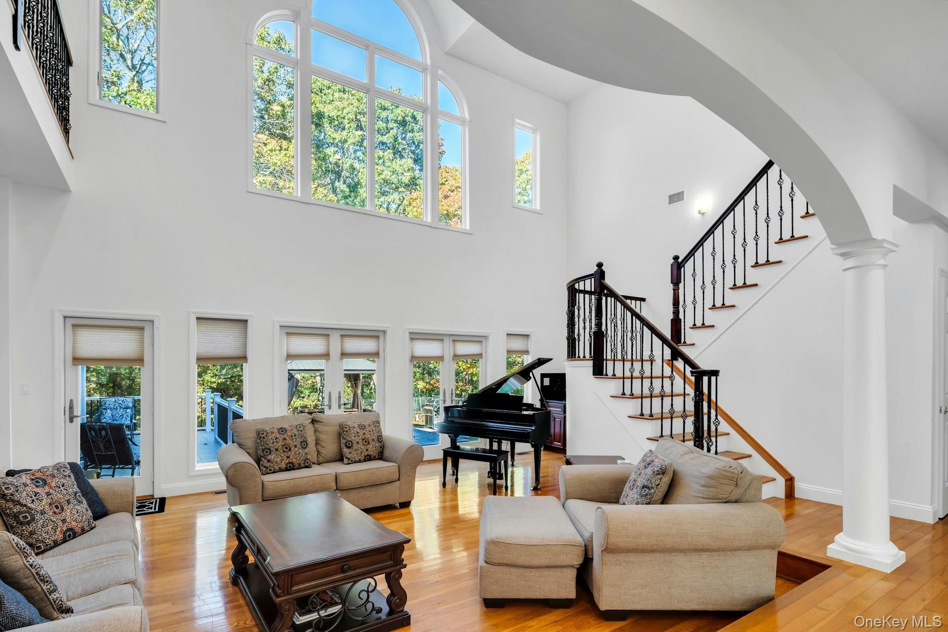 #11 photo, 10 Bay Woods Drive, Hampton Bays , NY 11946