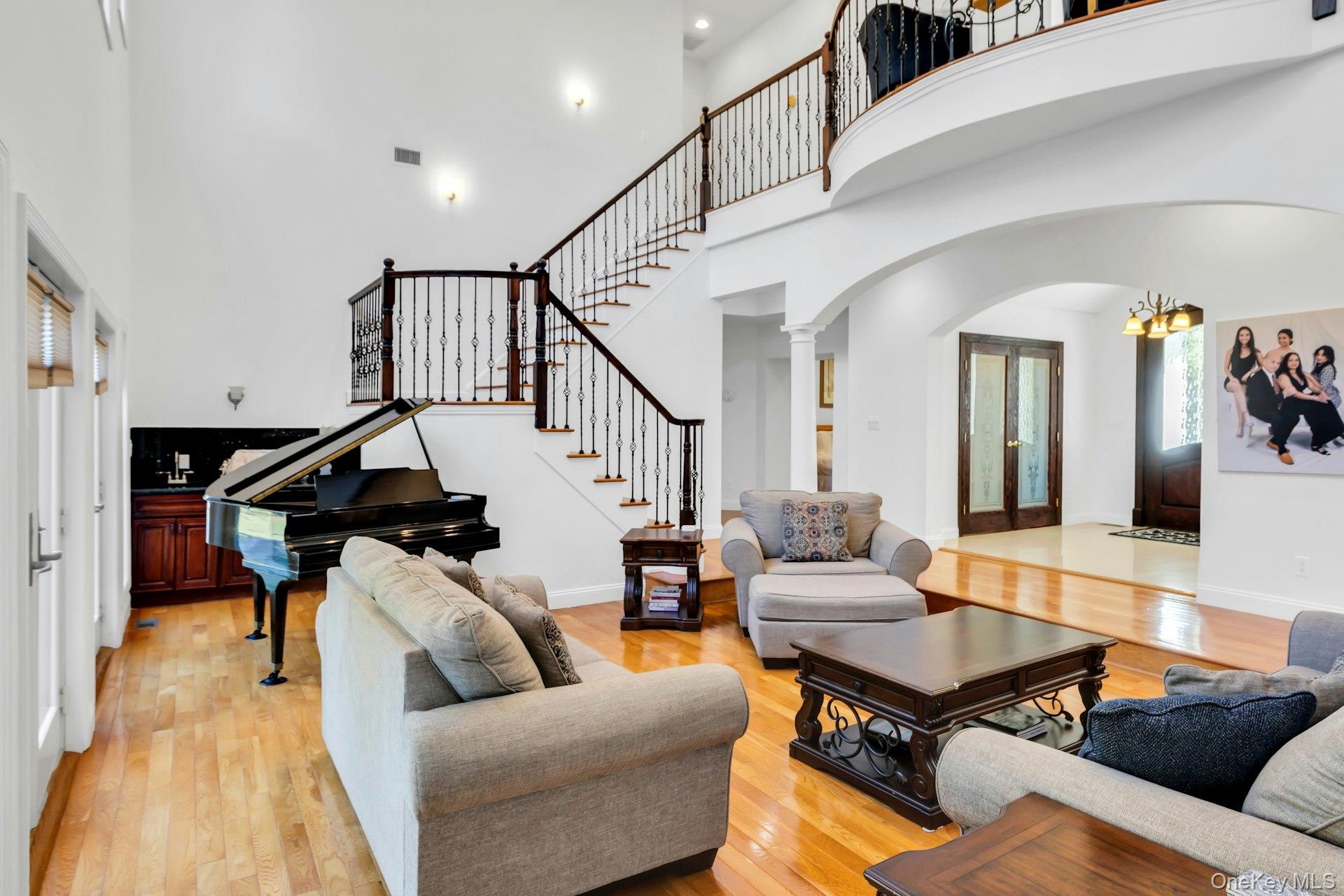 #12 photo, 10 Bay Woods Drive, Hampton Bays , NY 11946