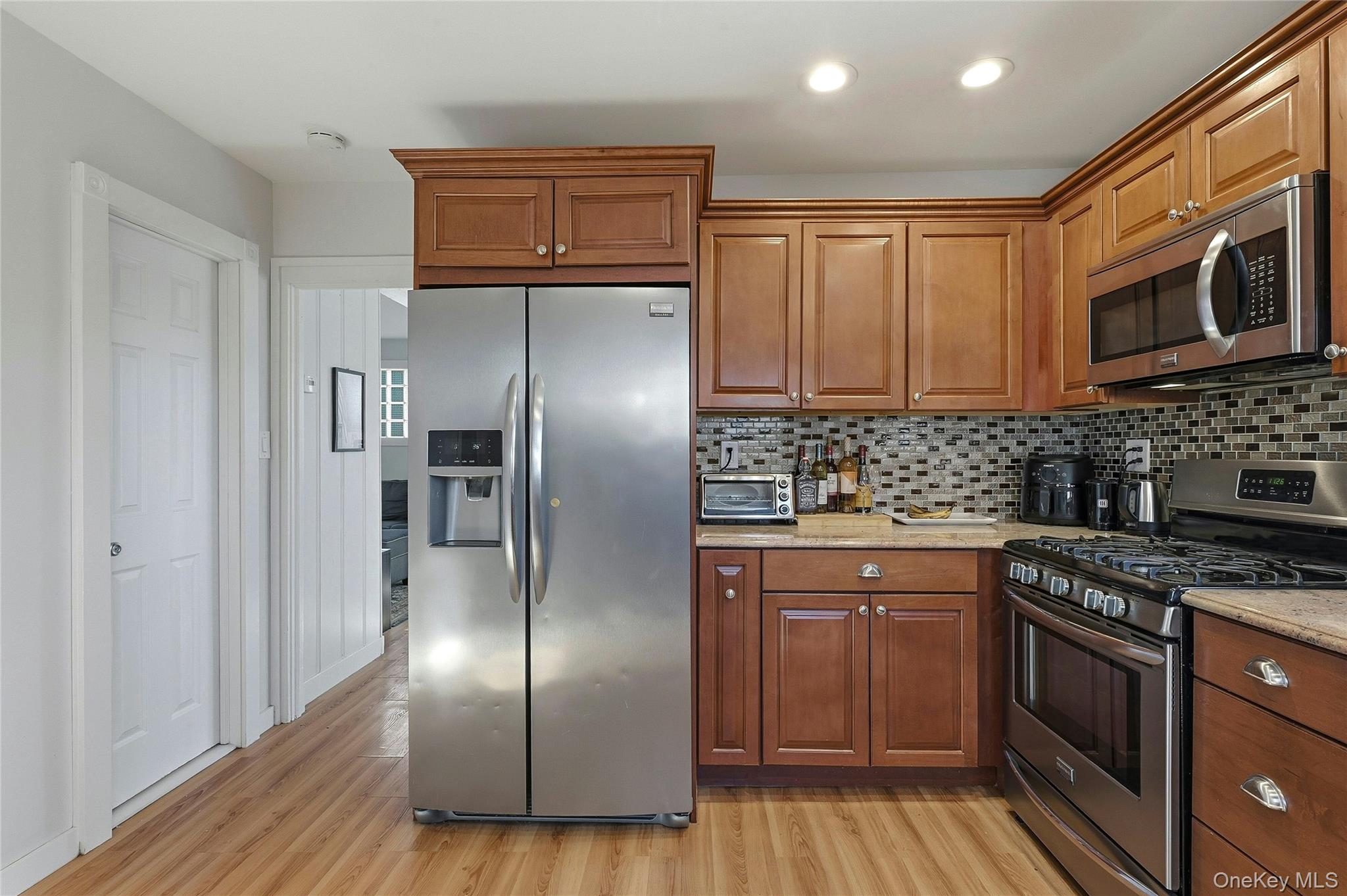 #19 photo, 36 Columbine Road, Rocky Point , NY 11778