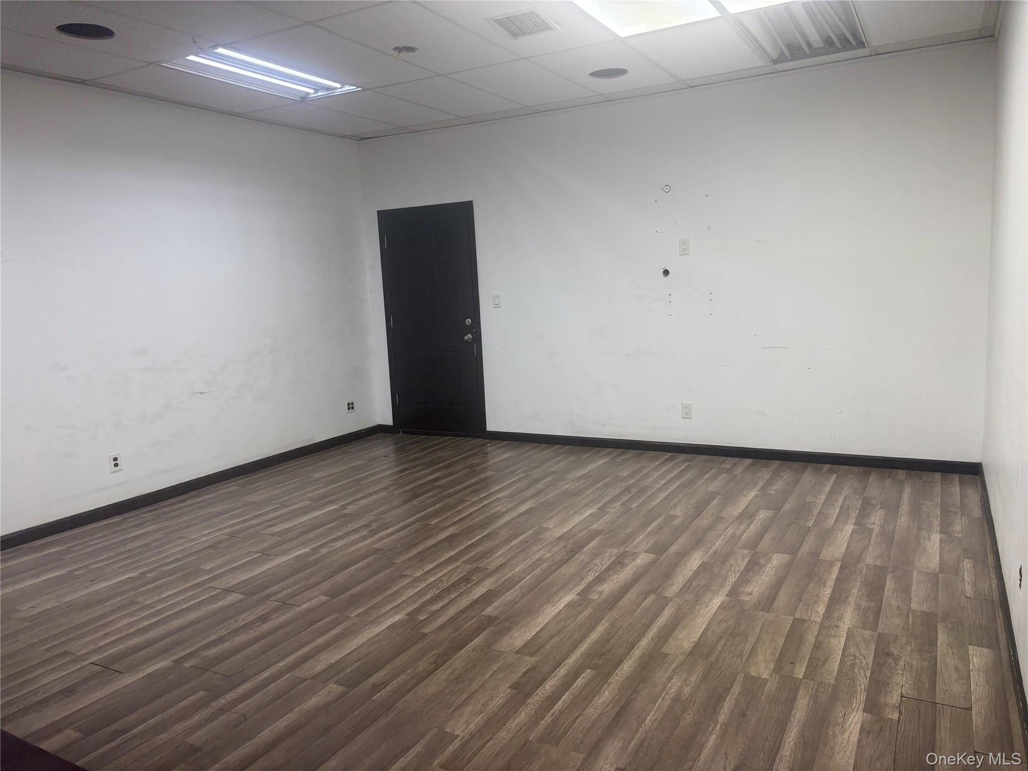 #5 photo, 302 Guy Lombardo Avenue, Freeport , NY 11520