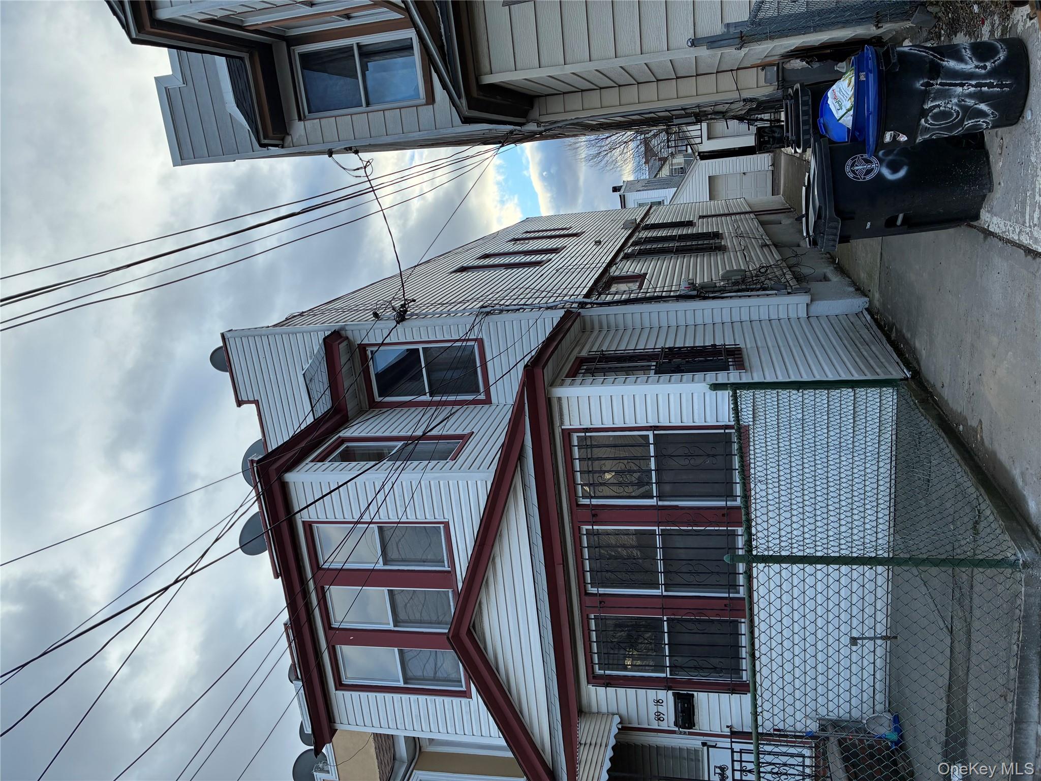 #1 photo, 8918 182nd Place, كوينز Hollis , NY 11423