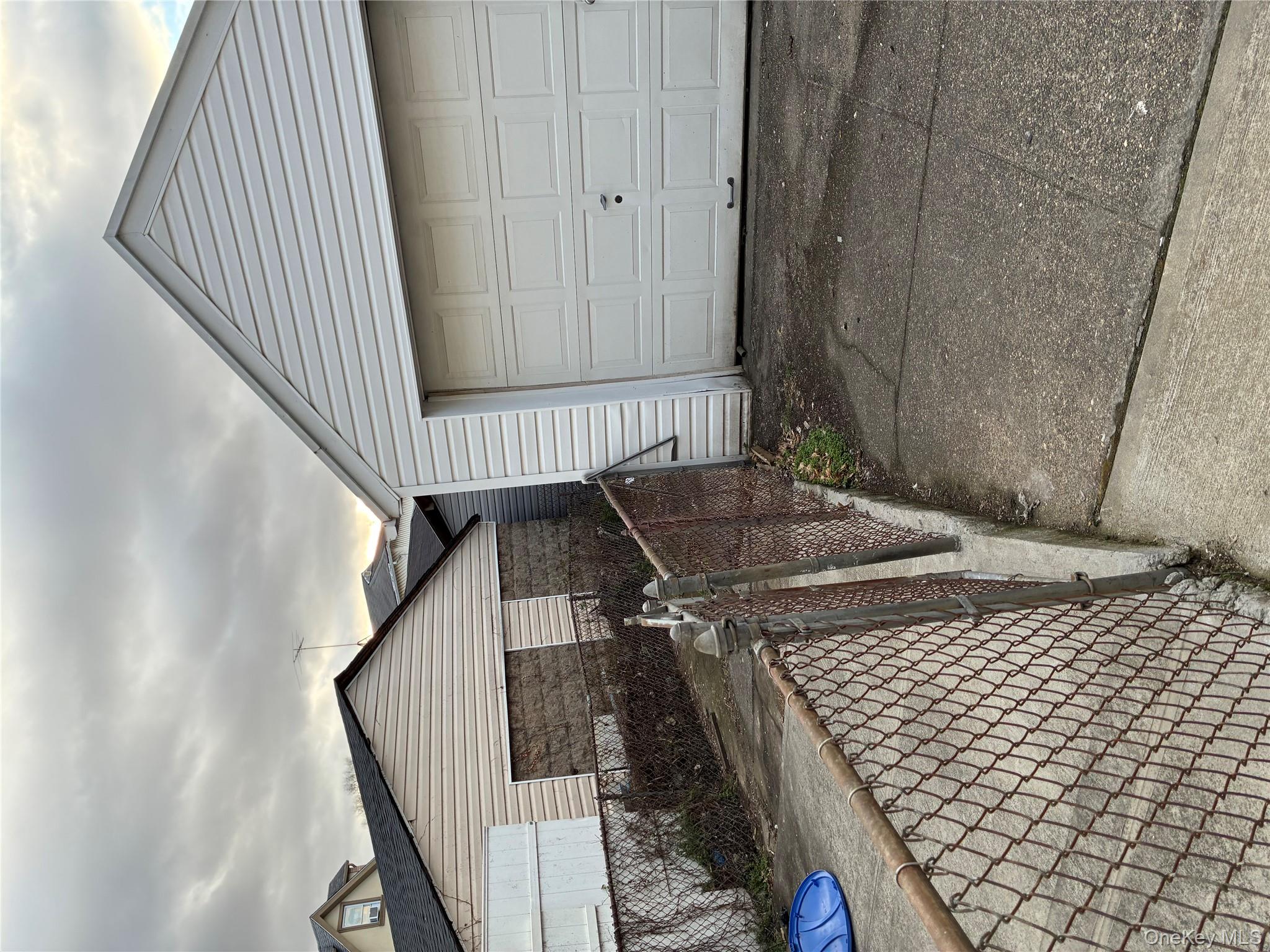 #3 photo, 8918 182nd Place, كوينز Hollis , NY 11423