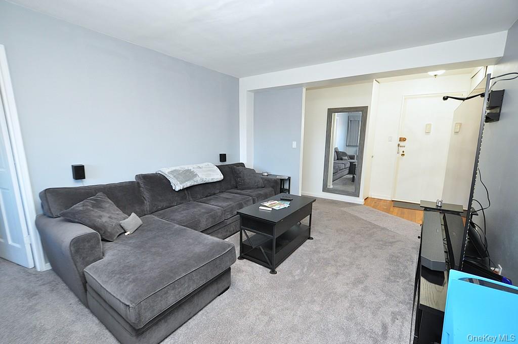 #7 photo, 111 E Hartsdale Avenue, 纽约州 Hartsdale , NY 10530