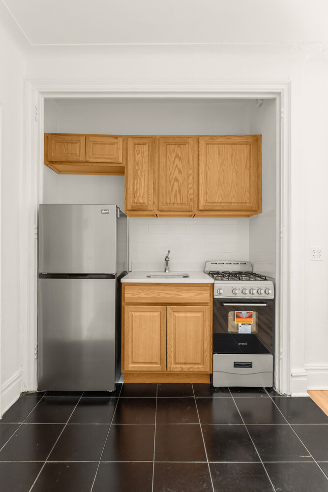 #10 photo, Astoria, Astoria , NY 11106