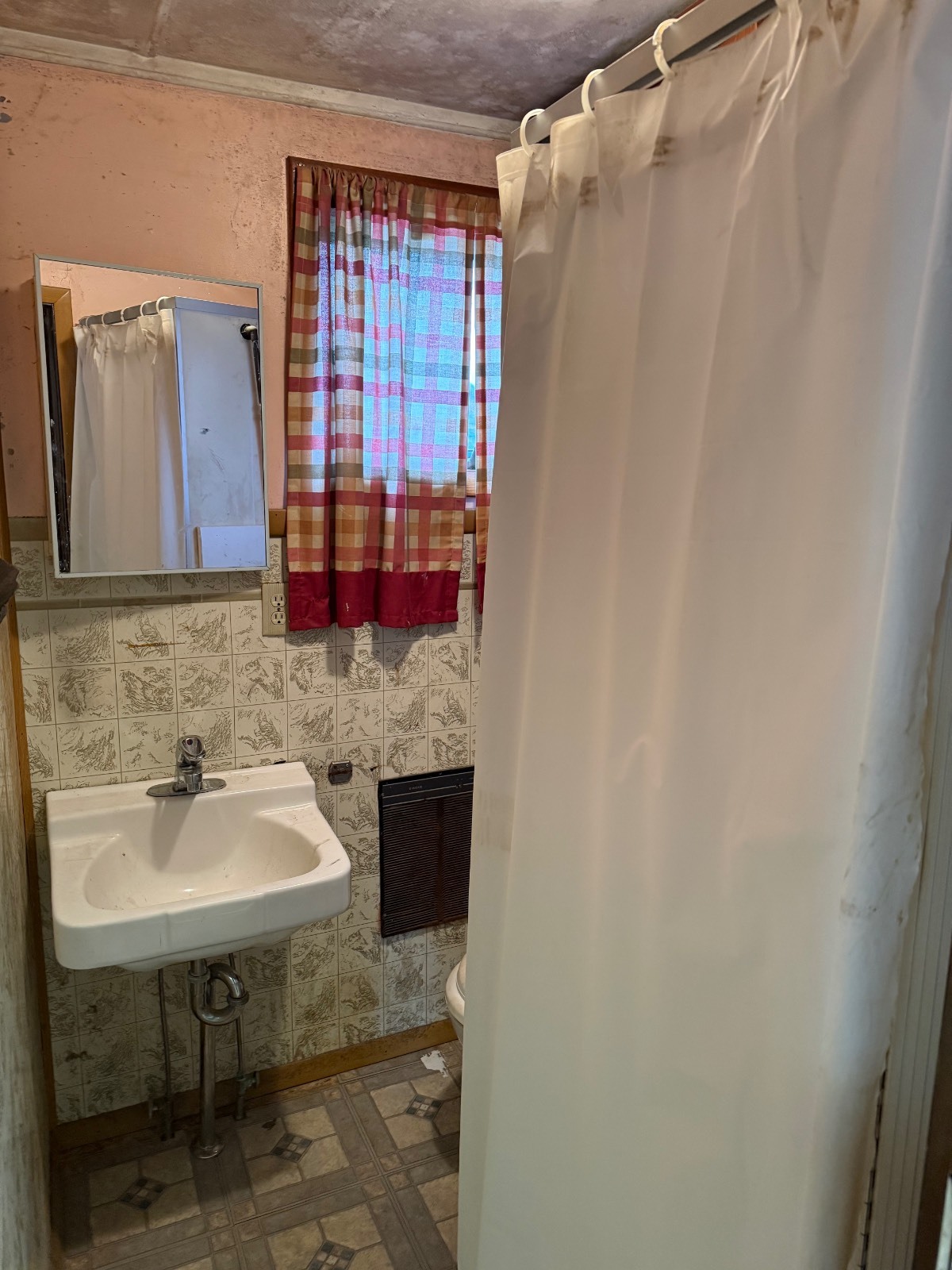 #13 photo, 99 W Grand St, Palatine Bridge , NY 13428