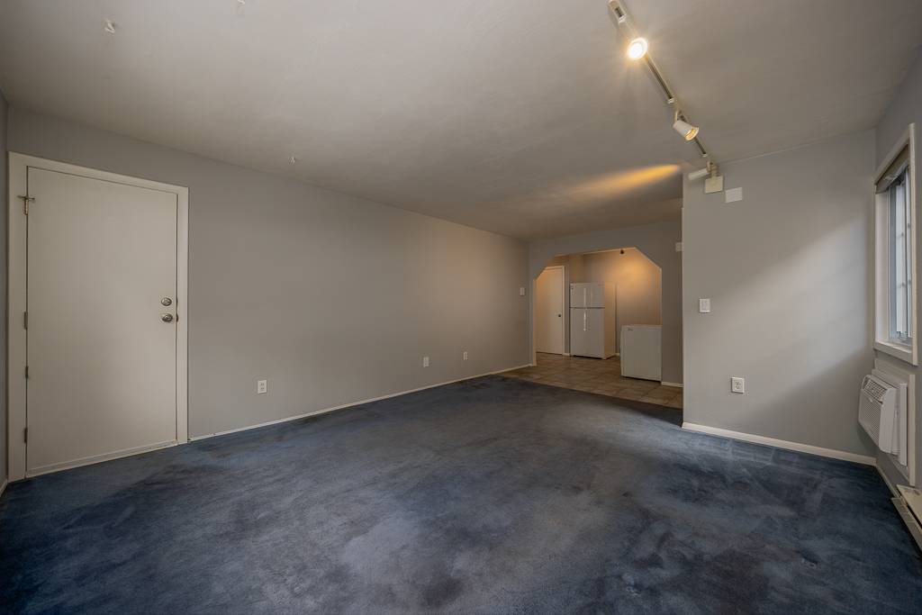 #7 photo, 219 Fox Run Lane, Carmel , NY 10512