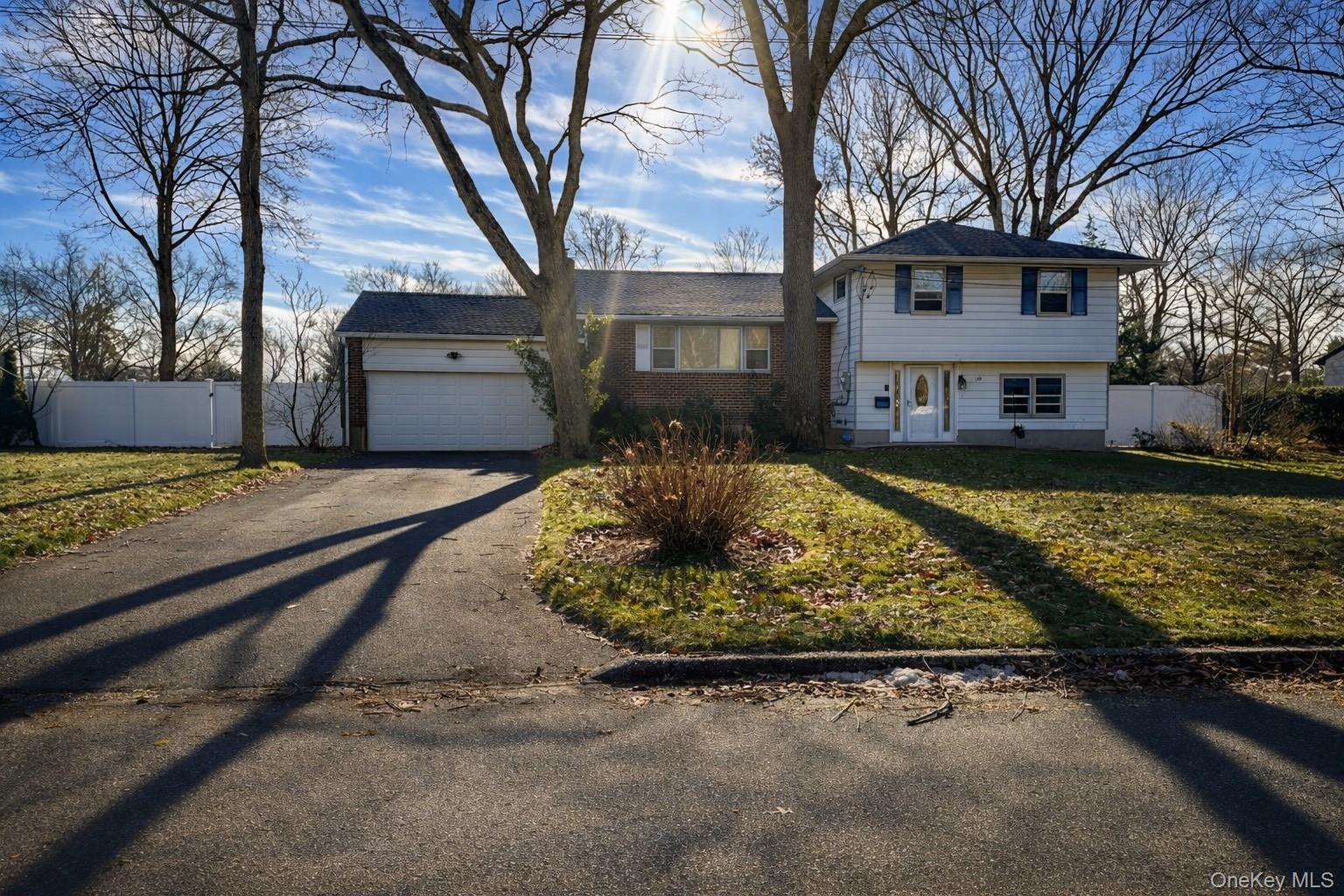 #1 photo, 106 Burton Lane, Commack , NY 11725
