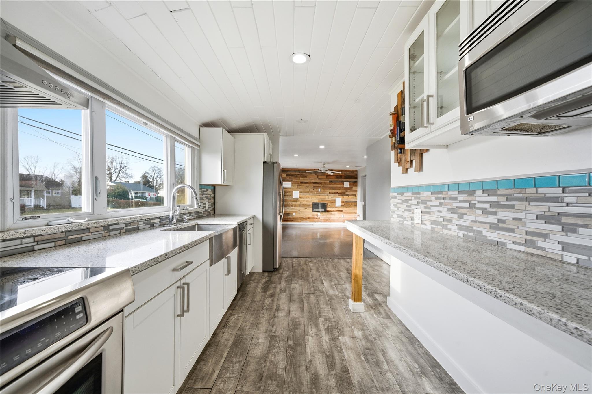 #17 photo, 57 Van Buren Street, 東長島 Brentwood , NY 11717