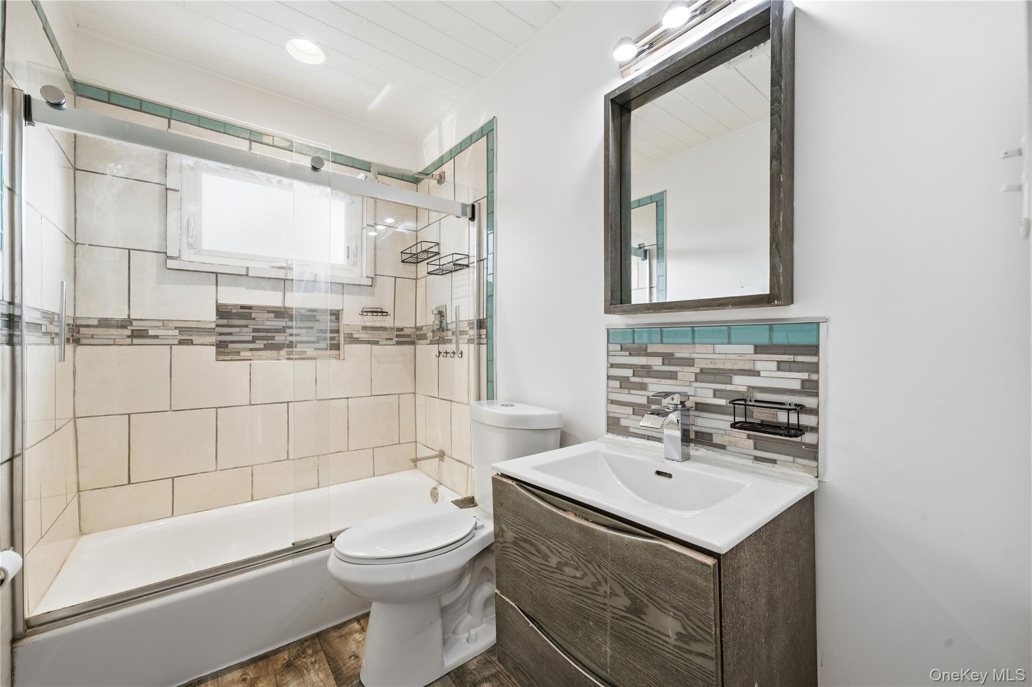 #18 photo, 57 Van Buren Street, 東長島 Brentwood , NY 11717