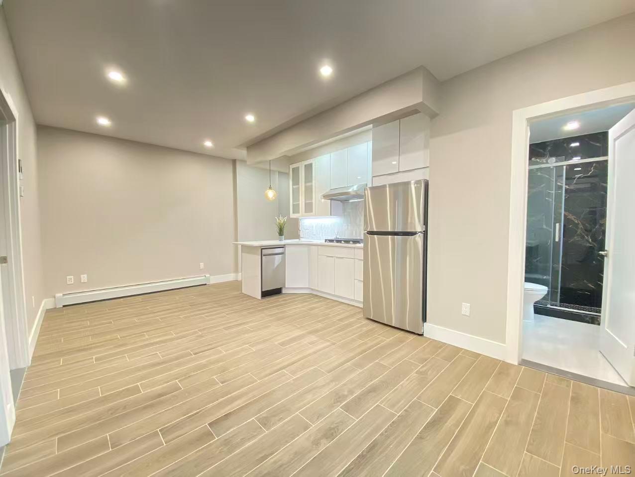 #4 photo, 89-21 69th road, 브루클린 Brooklyn , NY 11357