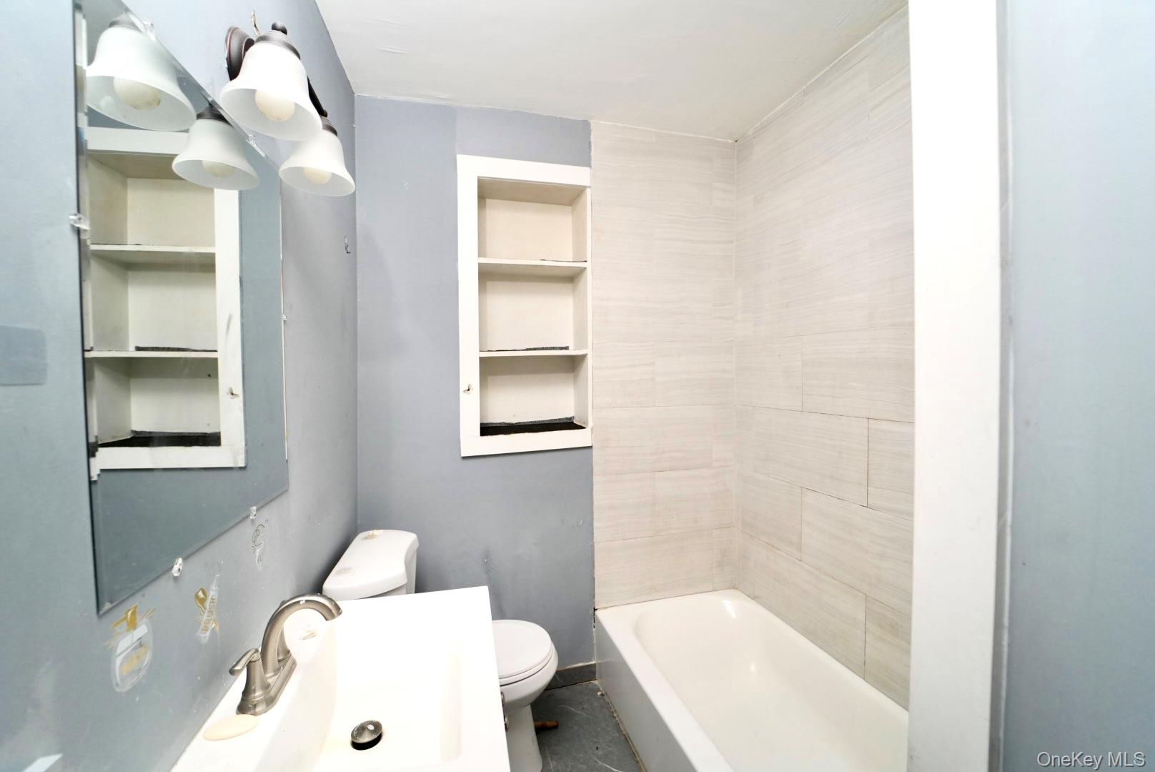 #12 photo, 161 Rockaway Ave, Valley Stream , NY 11580