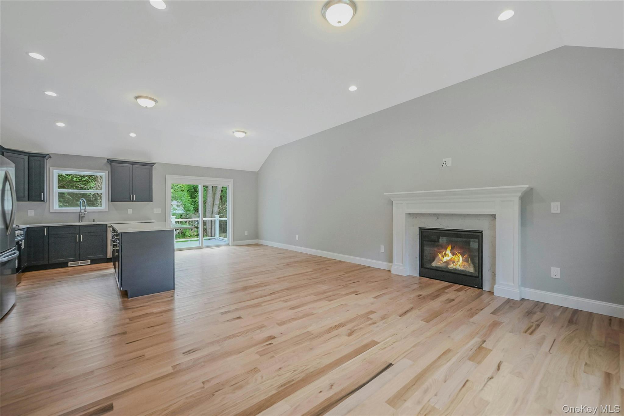 #7 photo, New Construction Second Street, 東長島 Moriches , NY 11955