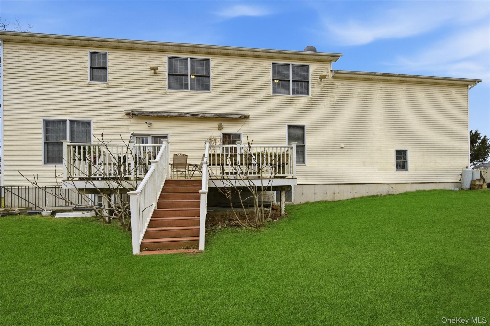 #4 photo, 471 Southport Street, 東長島 Ronkonkoma , NY 11779