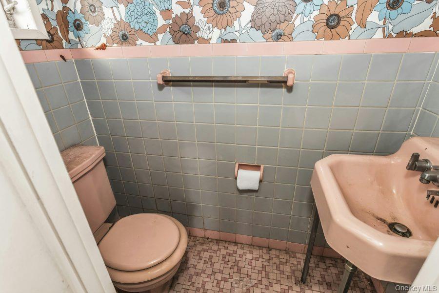 #14 photo, 545 W Olive Street, Long Beach , NY 11561