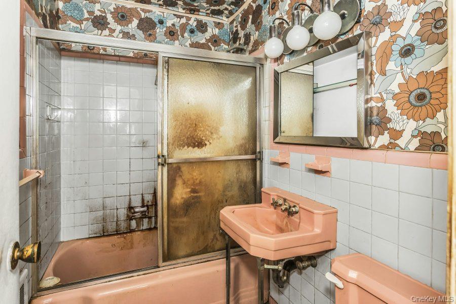 #17 photo, 545 W Olive Street, Long Beach , NY 11561