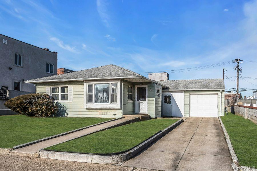 #2 photo, 545 W Olive Street, Long Beach , NY 11561