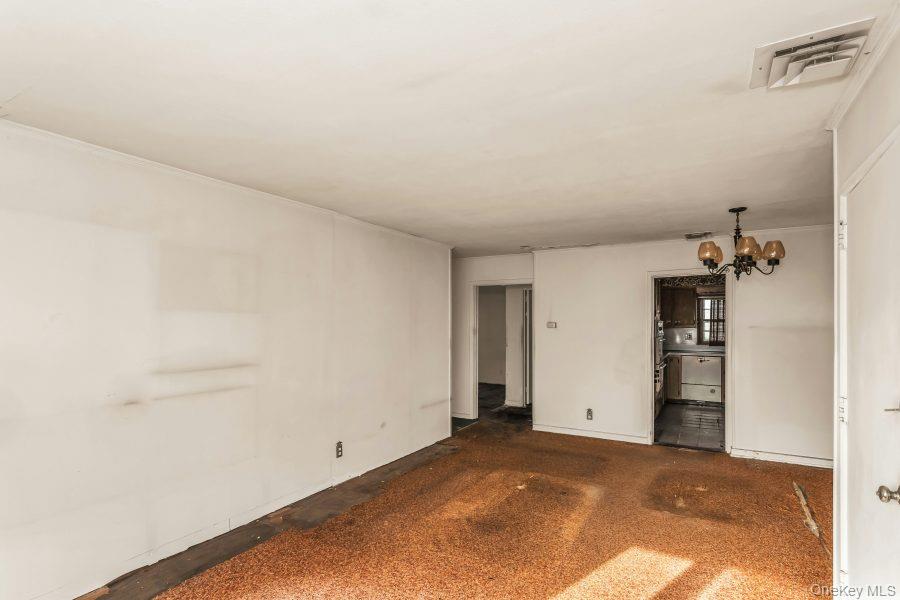 #5 photo, 545 W Olive Street, Long Beach , NY 11561