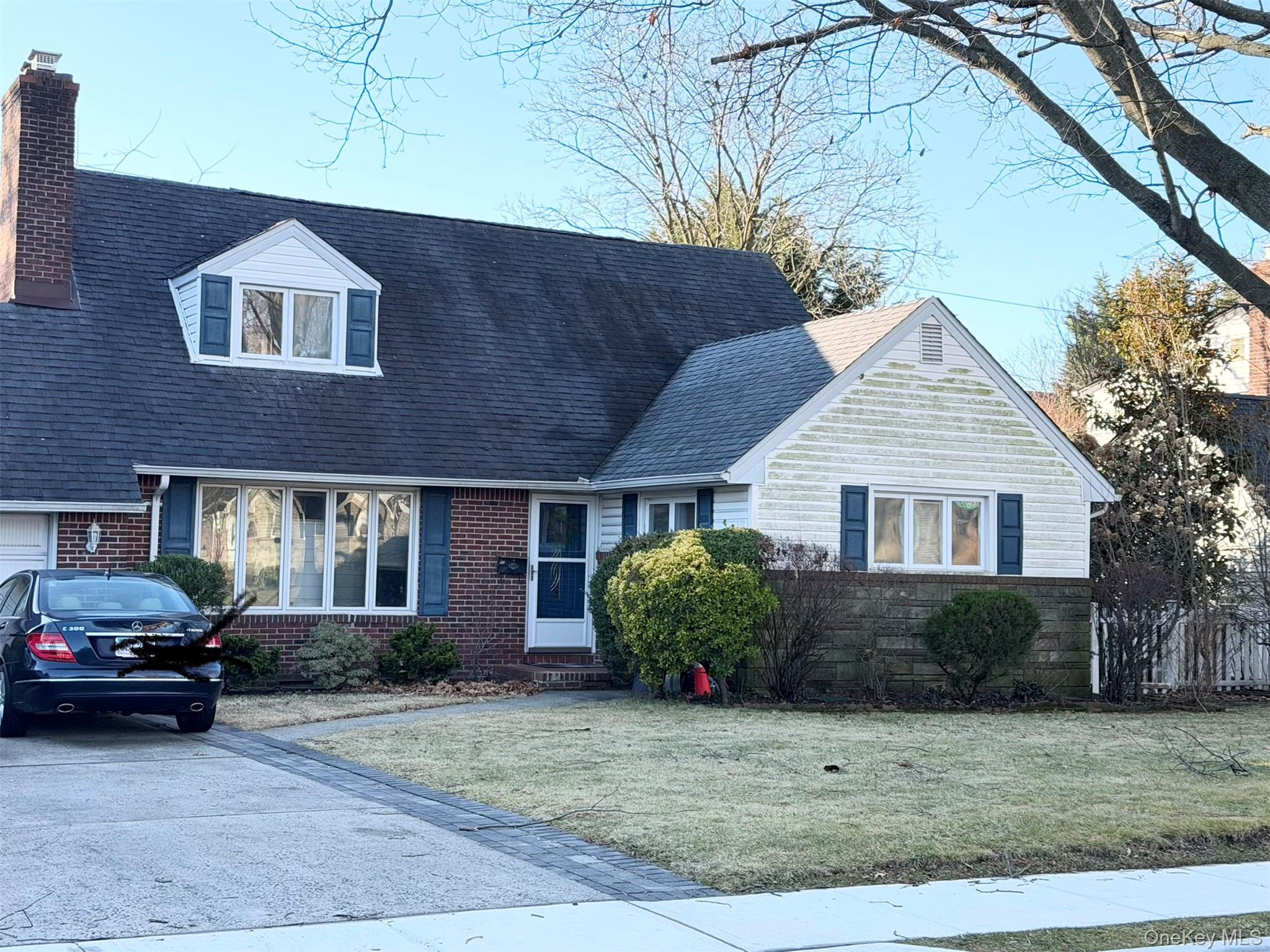 #3 photo, 90 Amherst Street, ناسو Garden City , NY 11530