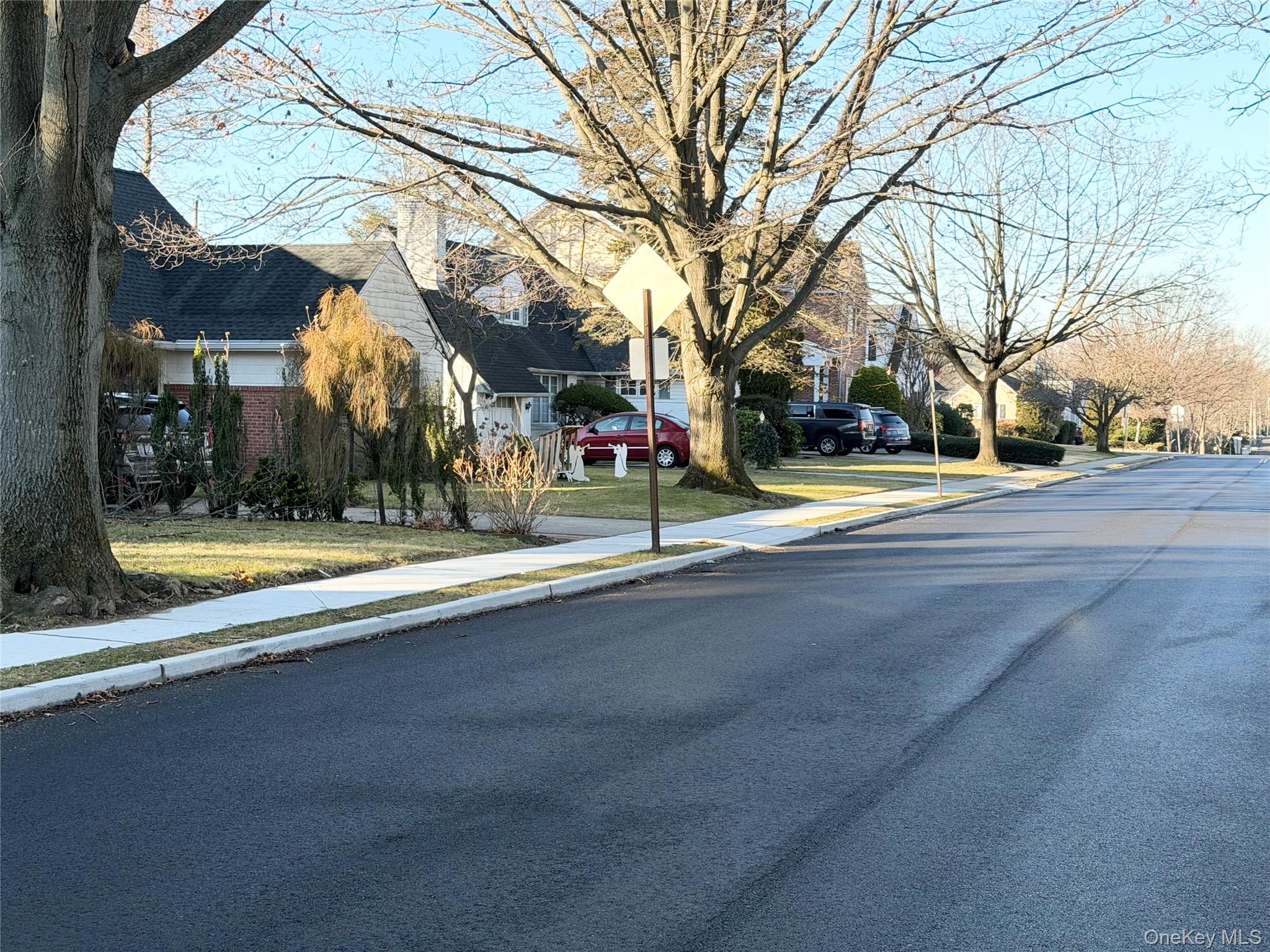 #4 photo, 90 Amherst Street, ناسو Garden City , NY 11530