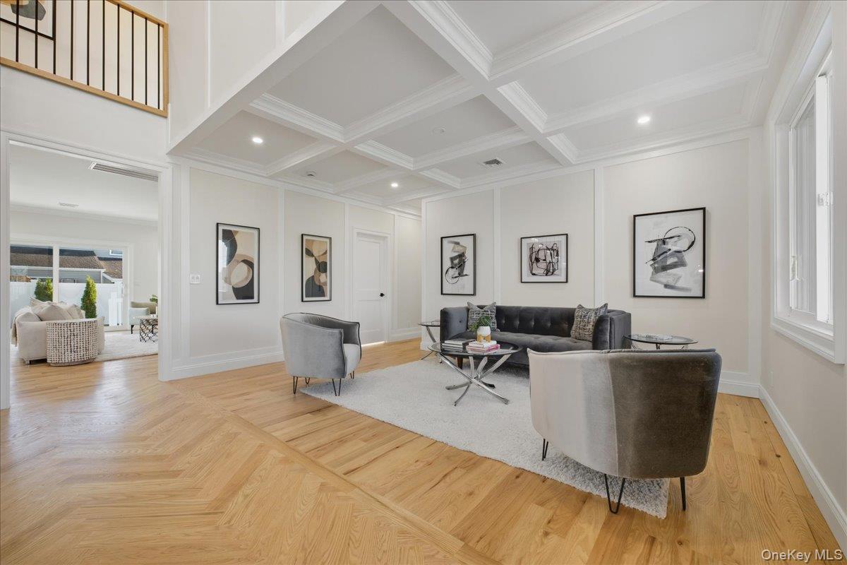 #3 photo, 28 Eve Lane, 長島 Levittown , NY 11756