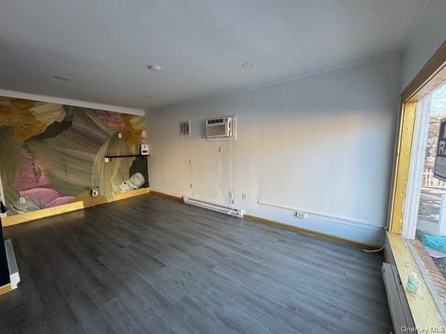 #10 photo, 72 Wisner Avenue, Newburgh , NY 12550