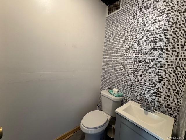 #3 photo, 72 Wisner Avenue, Newburgh , NY 12550