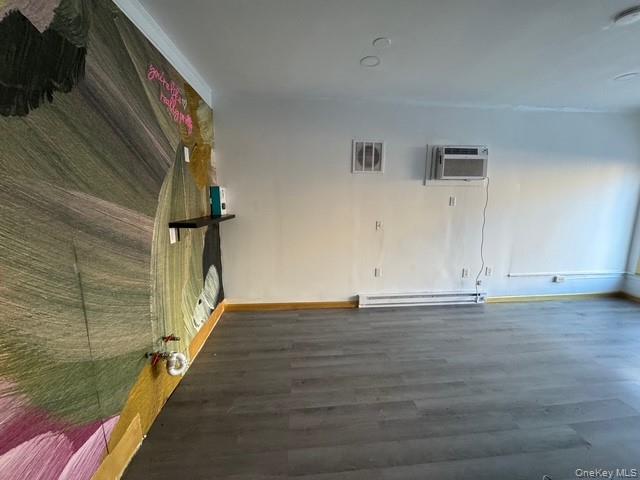 #5 photo, 72 Wisner Avenue, Newburgh , NY 12550