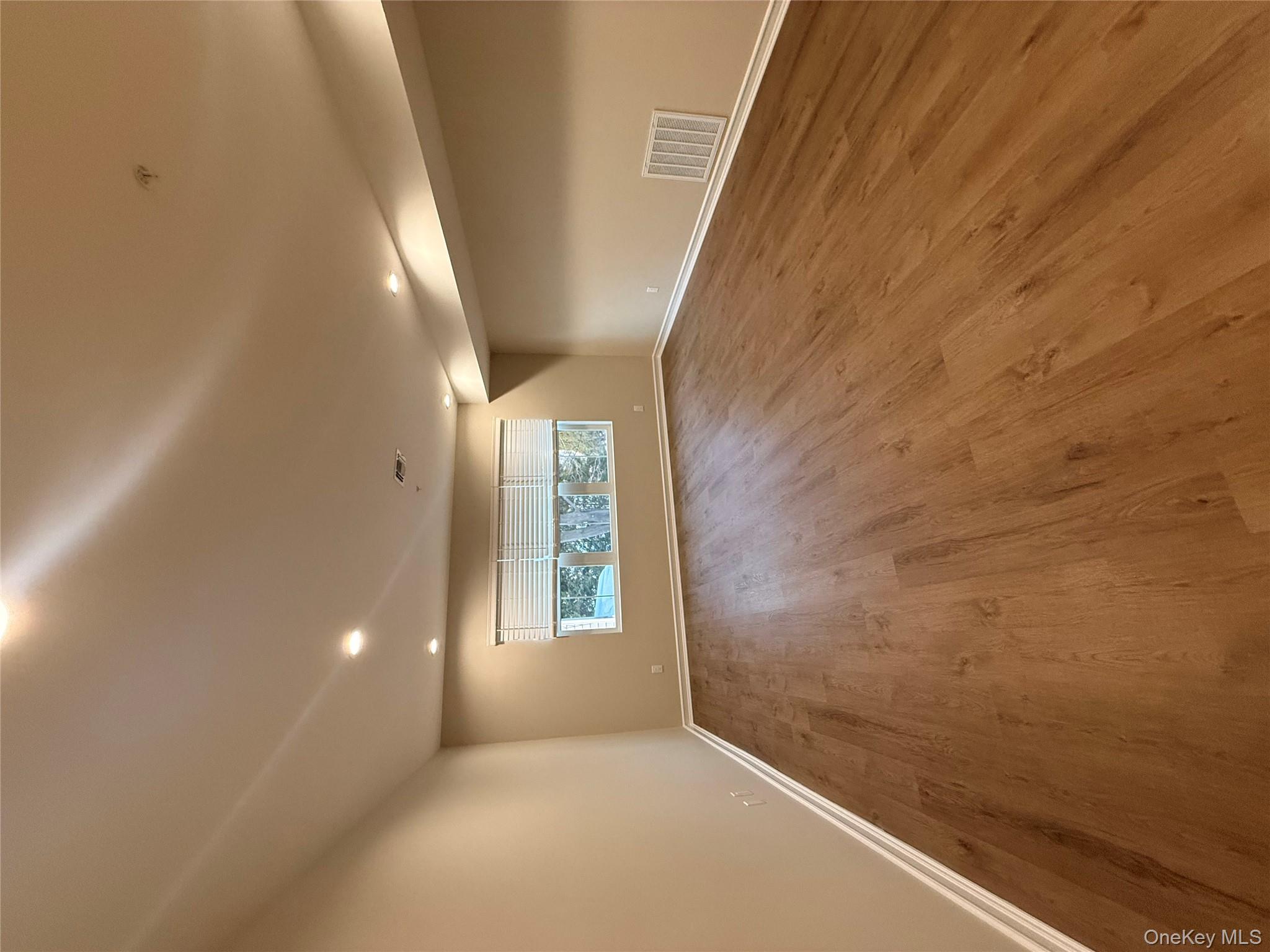 #4 photo, 122 Greenwich Avenue, Goshen , NY 10924